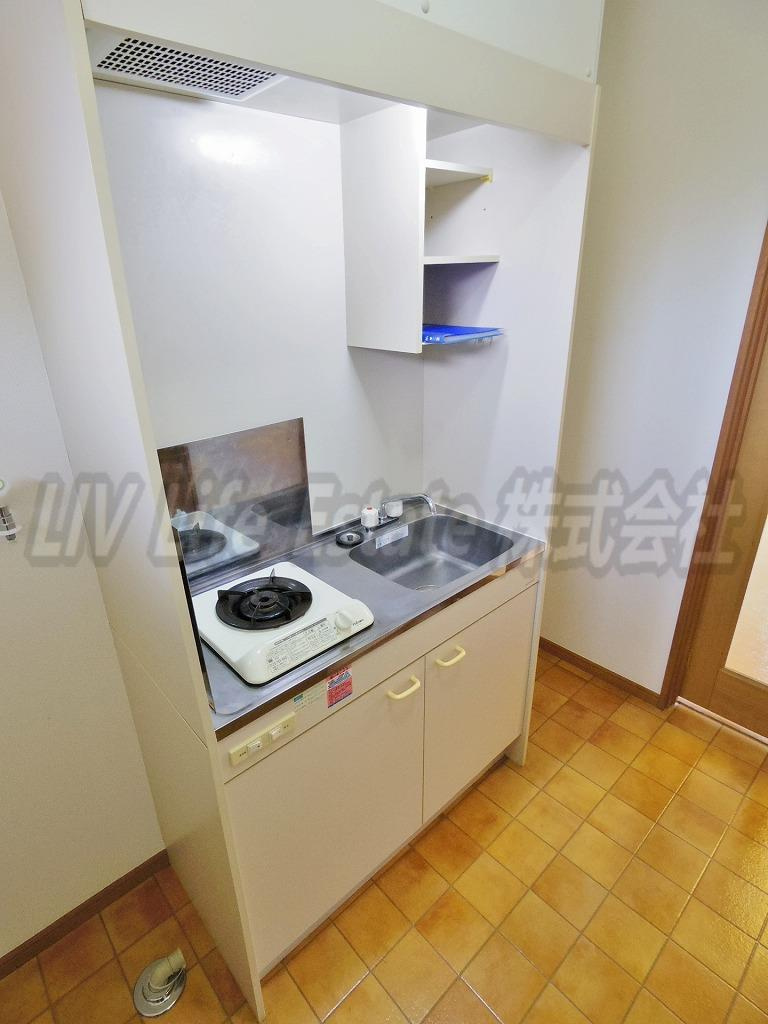 小平市学園東町３丁目のアパートのキッチン