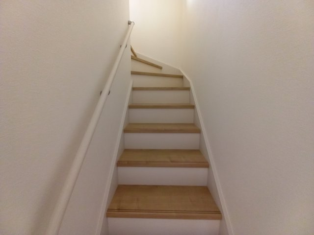 水戸市柳町1期のその他|階段です。