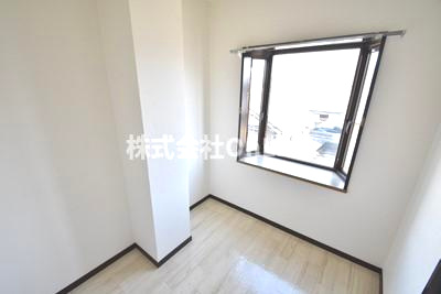 【洋室】 | ライラックレインボー北木の本