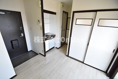 【居間・リビング】 | ライラックレインボー北木の本