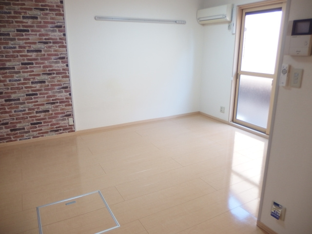 アクアヒルズの居間・リビング