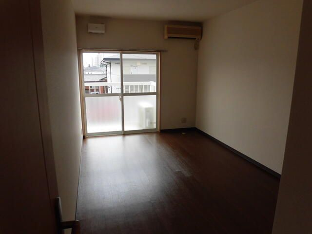 ビオラ・エイトの居間・リビング