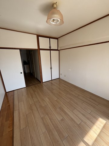 フラットサンパール