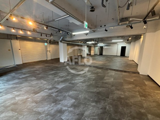 【居間・リビング】 | リアライズ西心斎橋ビル | リアライズ西心斎橋ビル　室内