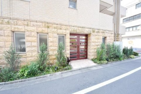 ナポレオーネＫＡＩＴＯのエントランス