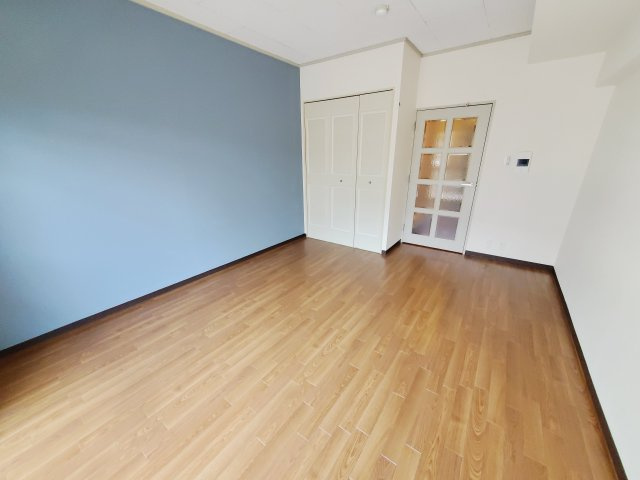 ロシェ宝塚の寝室