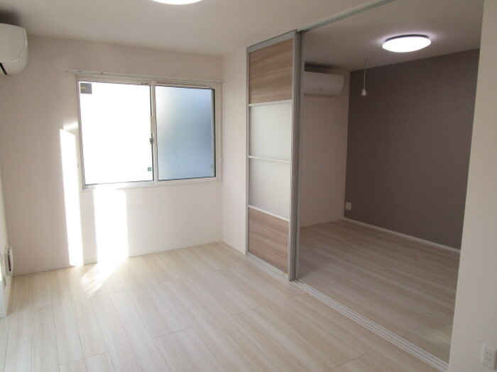 ディーグラシューズの居間・リビング