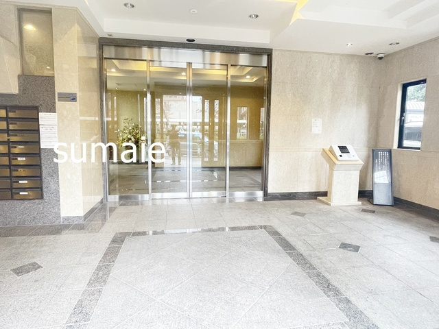 日神パレステージ王子神谷のロビー|エントランスロビーです♪