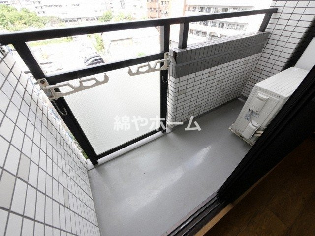 ライフステージ難波のバルコニー|広々としたバルコニーです