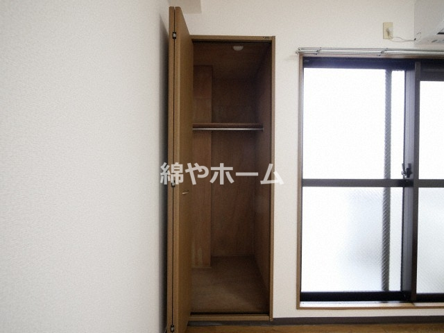 ライフステージ難波の収納|小物を収納するのに便利です