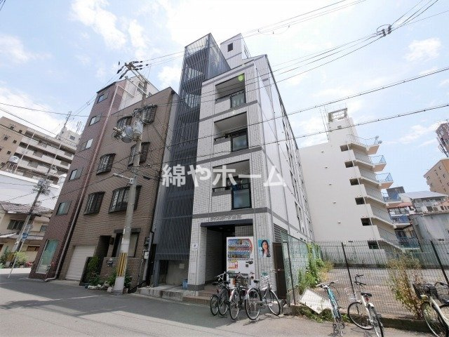 ライフステージ難波の外観|建物外観を気になさる方へ、見た目の良い物件です