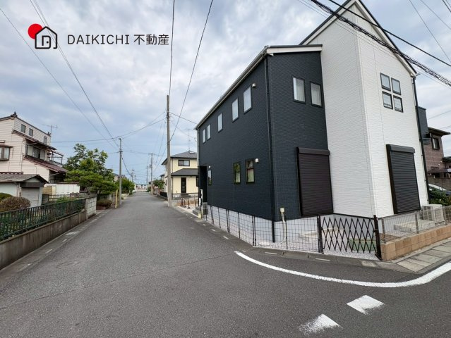 【前面道路含む現地写真】 | 行田市富士見町2丁目　中古戸建