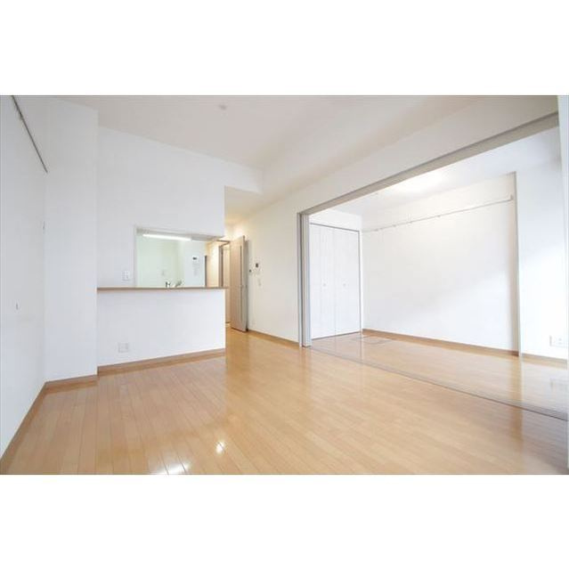 ルジェンテ・リベル日本橋濱町の居間・リビング