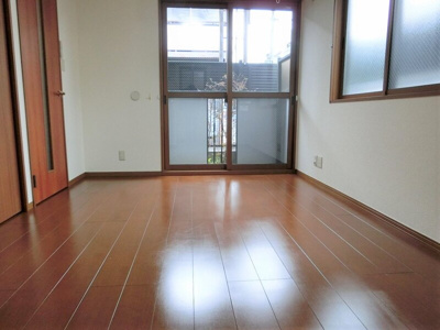 【居間・リビング】 | ステラ今川 | 6.5帖のきれいな洋室。