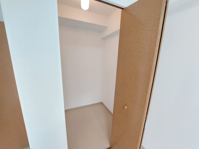 セントポリア金剛東の収納