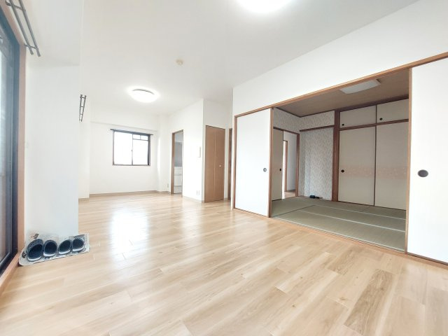 セントポリア金剛東の居間・リビング