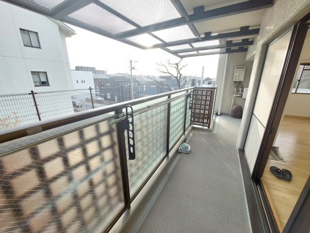 セントポリア金剛東のバルコニー