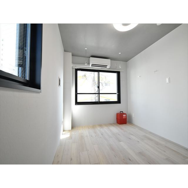 CASA PIAZZA 西大島の居間・リビング