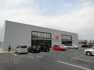 【周辺】 | サン・コートM | ユニクロ松山谷町店（衣料品）まで793ｍ