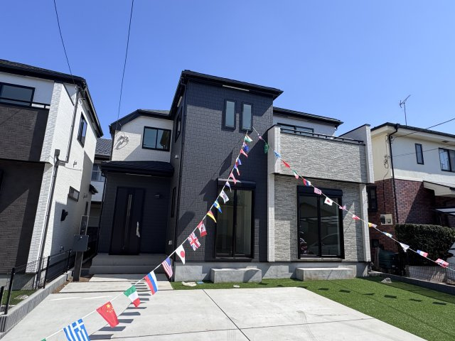 松戸市常盤平双葉町新築戸建【常盤平第三小学校：9分】の外観|B号棟外観：完成済み内覧可能です！