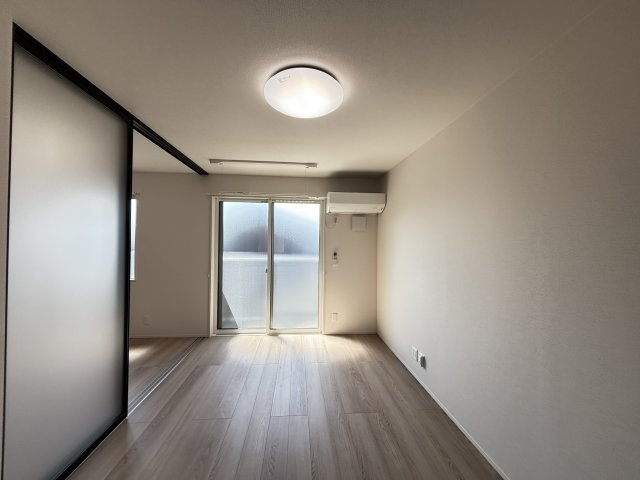 ラクードシャCの居間・リビング