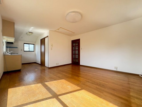 【居間・リビング】