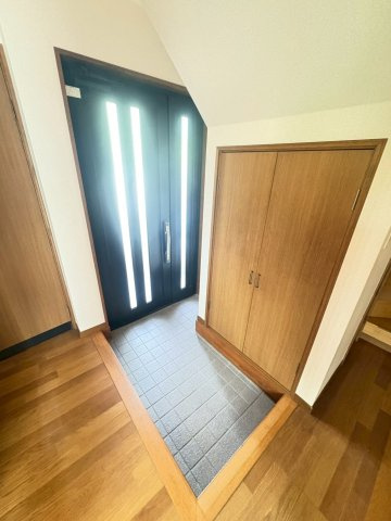 【玄関】