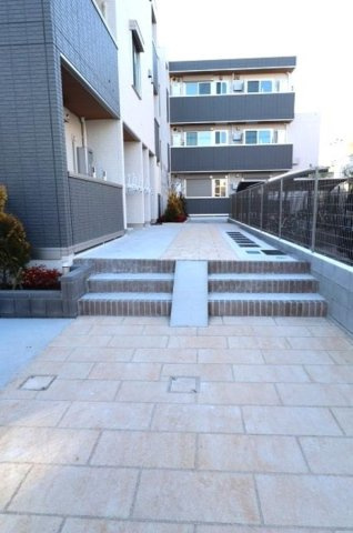 セレスティア東葛西Ⅱの玄関