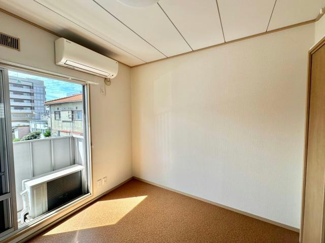 東延末ハイツの居間・リビング