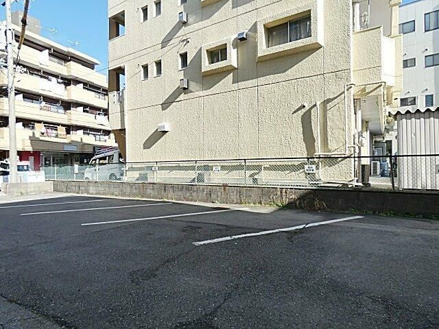 ステーションビルの外観