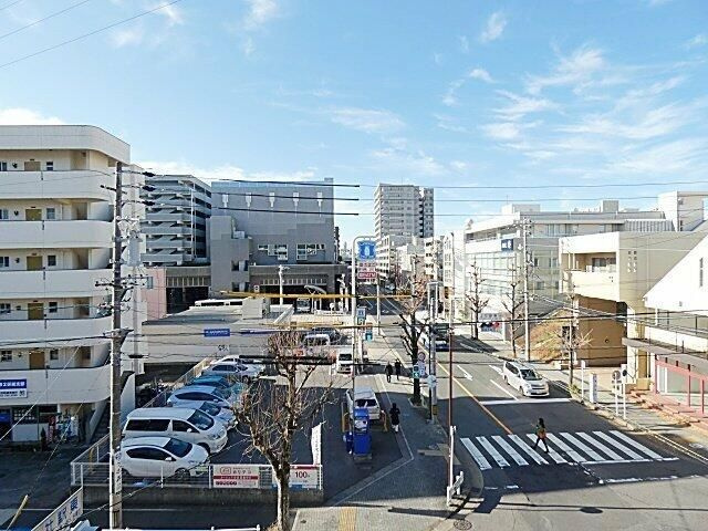 ステーションビルの外観
