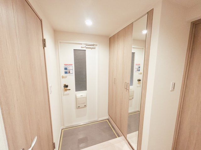 【玄関】