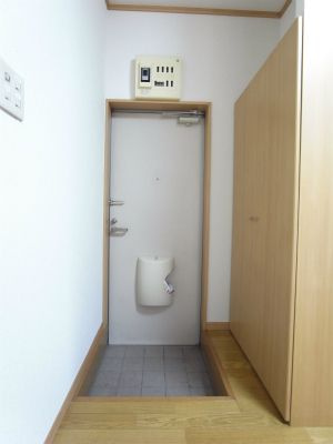 コーポ司の玄関