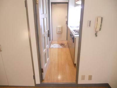 第25長栄壬生HTマンションの内装|廊下