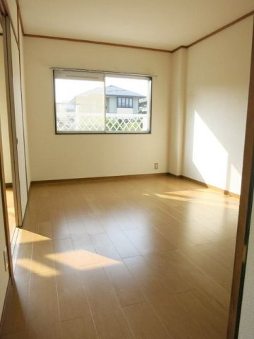 ハイツゆたか　　刈谷市近郊の賃貸はクラスホーム刈谷店の居間・リビング