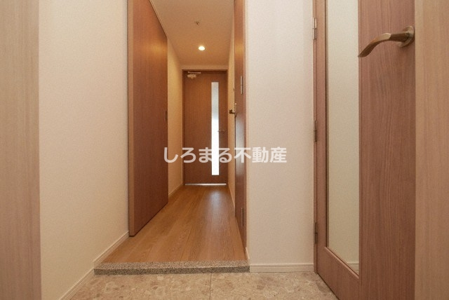 アヴェニール中崎の玄関