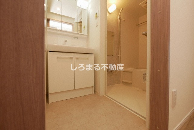 アヴェニール中崎の洗面所