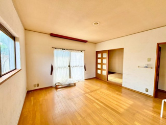 【居間・リビング】 | 光明台２丁目　中古テラスハウス | 【本日内覧可能】現況空家ですので、お忙しい方でもお仕事帰り等にご内覧頂けます♪