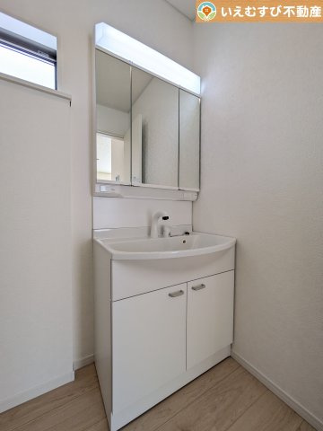 Cradle garden　本庄市下野堂第6の独立洗面台
