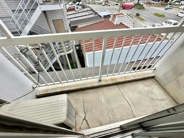 竹内マンション西棟のバルコニー