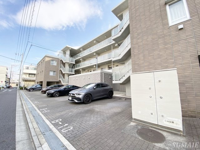 プリムヴェール西尾久の駐車場|駐車場です☆