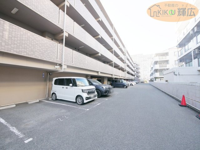 【駐車場】 | リベール加古川I　1階