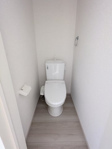 水戸市東台1期のトイレ|温水ウォシュレット付きトイレでゆっくりと快適なお一人時間を～