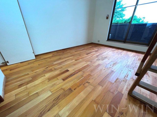 セザンヌ雲谷の居間・リビング|イメージ（同建物内別部屋の写真です）