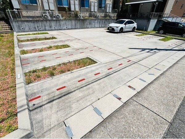 A la del ciero Iの駐車場