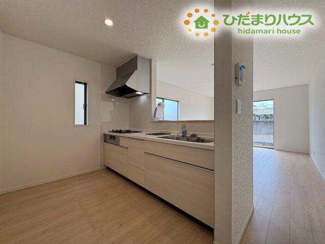 本庄市児玉町金屋　第7　新築一戸建て　クレイドルガーデン　02のキッチン