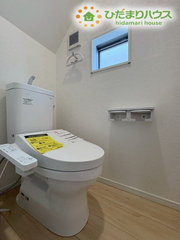 本庄市児玉町金屋　第7　新築一戸建て　クレイドルガーデン　02のトイレ