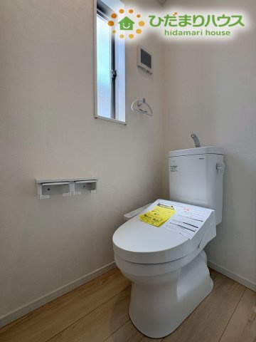 本庄市児玉町金屋　第7　新築一戸建て　クレイドルガーデン　02のトイレ