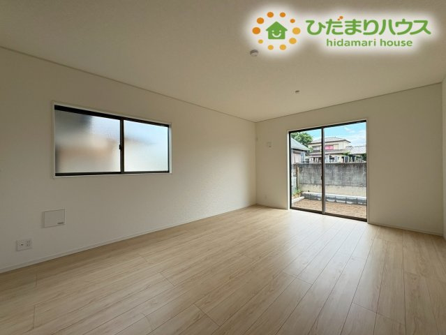 本庄市児玉町金屋　第7　新築一戸建て　クレイドルガーデン　02の居間・リビング
