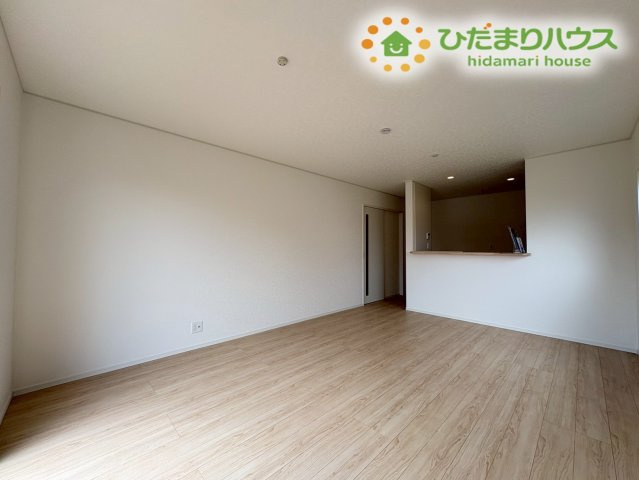 本庄市児玉町金屋　第7　新築一戸建て　クレイドルガーデン　02の居間・リビング